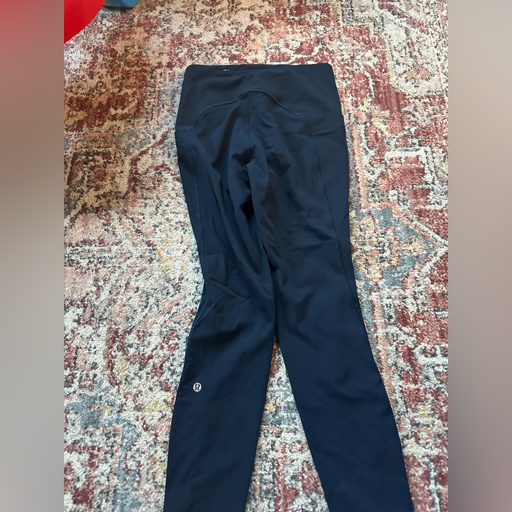 Swift speed high rise tight 28 inch size 6 TRUE NAVY